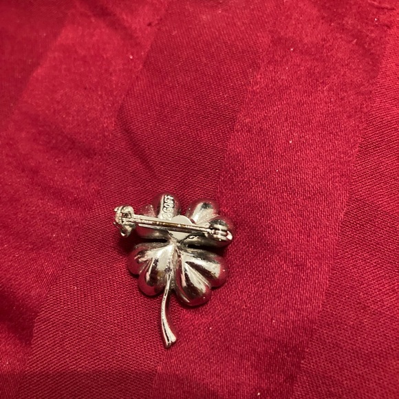 Vintage Geoff Brooch - Picture 2 of 3